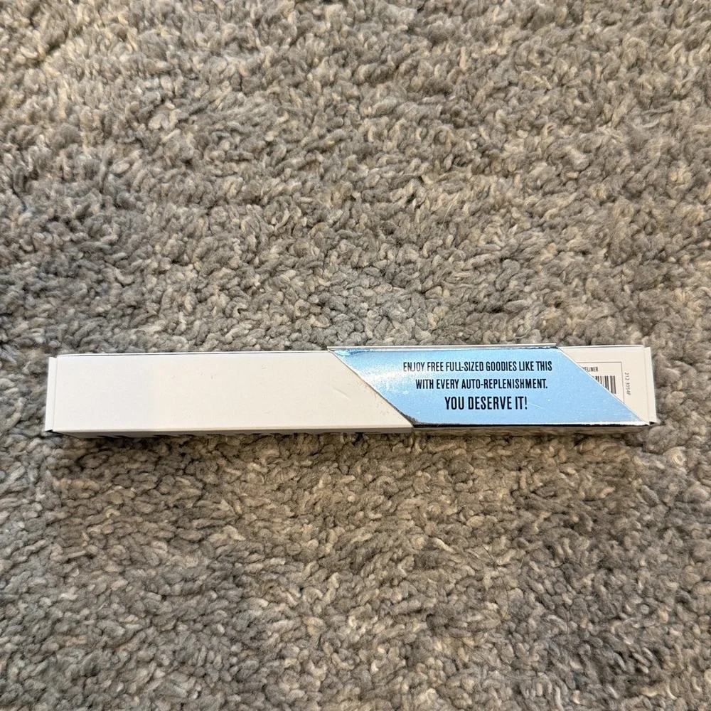 IL MAKIAGE | NIB Black Card Waterproof Liquid Eyeliner